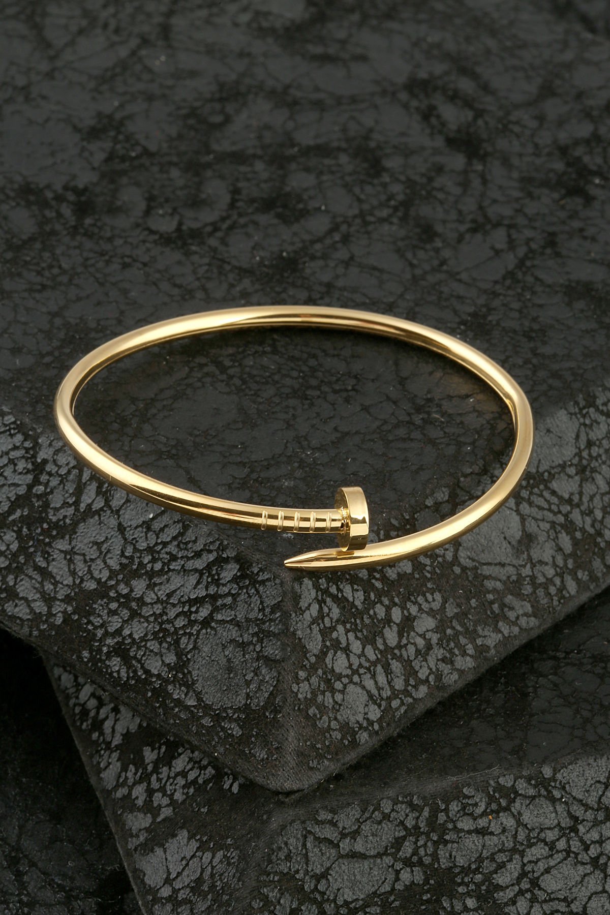 Cartier Çivi Model Kelepçe